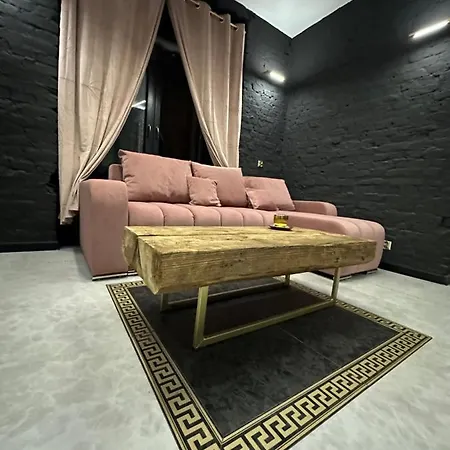 Darkhouse Versace Pink Lodz  Exterior photo